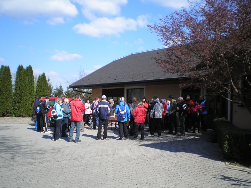 20120409 Pohod ob črncu - foto povečava