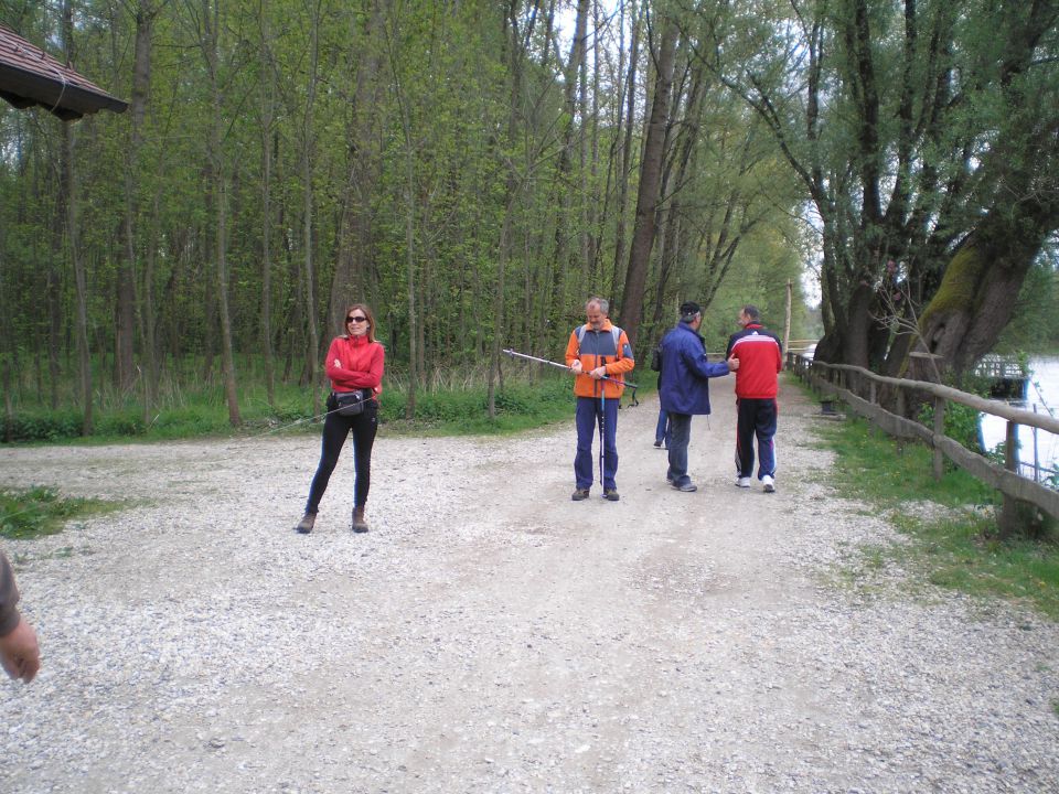 20120422 Pohod ob dnevu zemlje - foto povečava