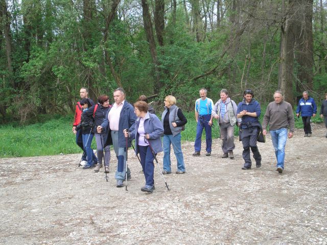 20120422 Pohod ob dnevu zemlje - foto