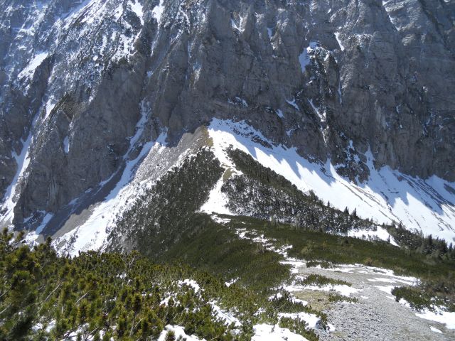 20120518 Košutica->ljubeljska baba,Grmada - foto