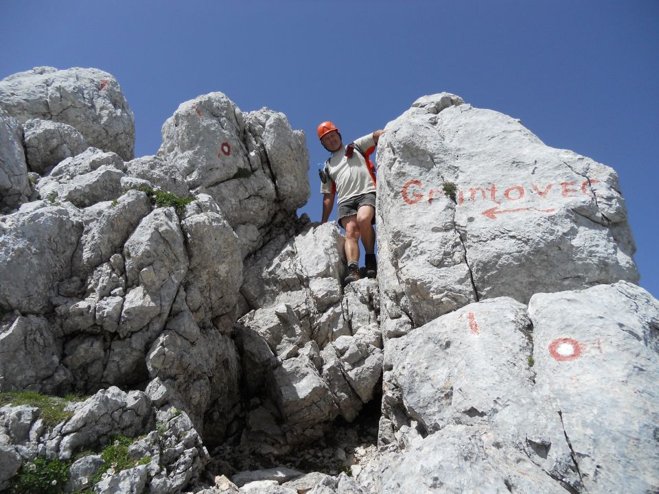 Ravno toliko, da sem prišel skozi.