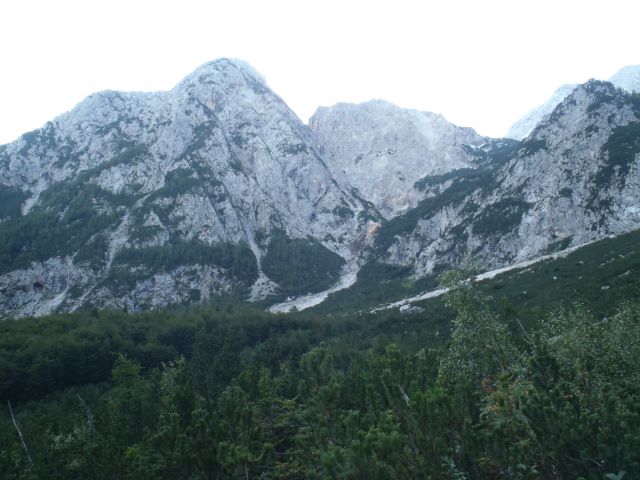 V. Baba in Ledinski vrh.
