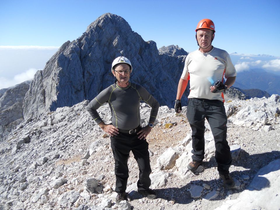 Na Kranjski rinki, v ozadju Skuta.