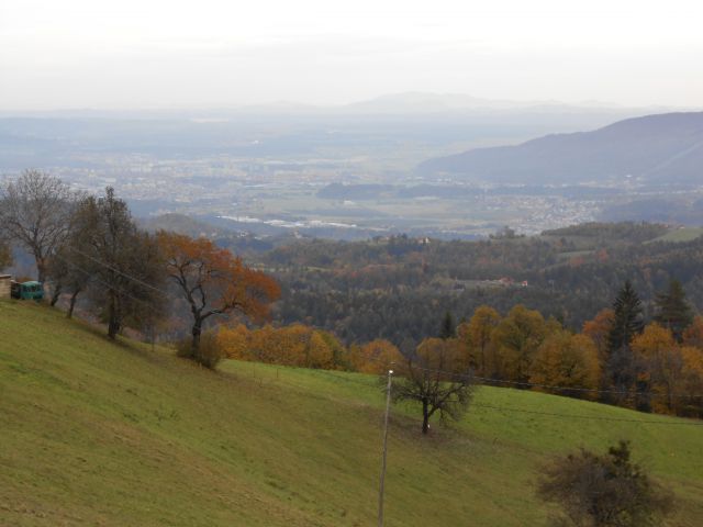 20121103 Čez Tojzlov vrh na Žavcarjev vrh - foto