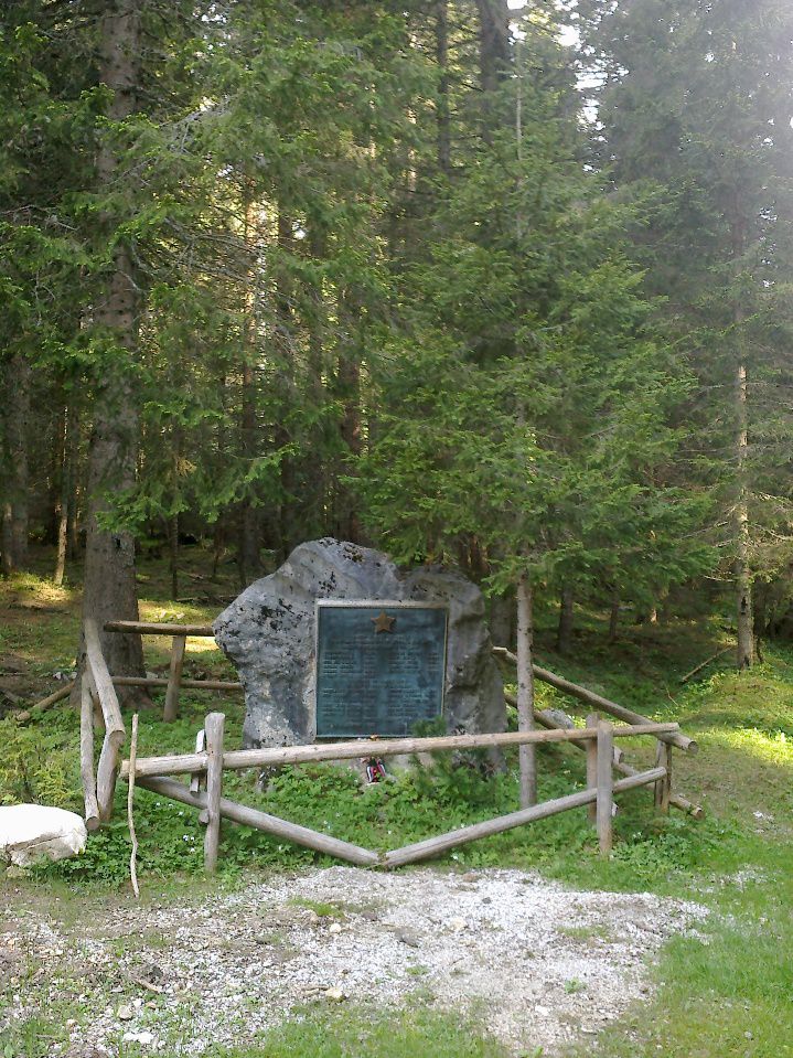 Spomenik NOB