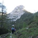 Pot od planine Krstenice (pred nami Jezerski Stog)