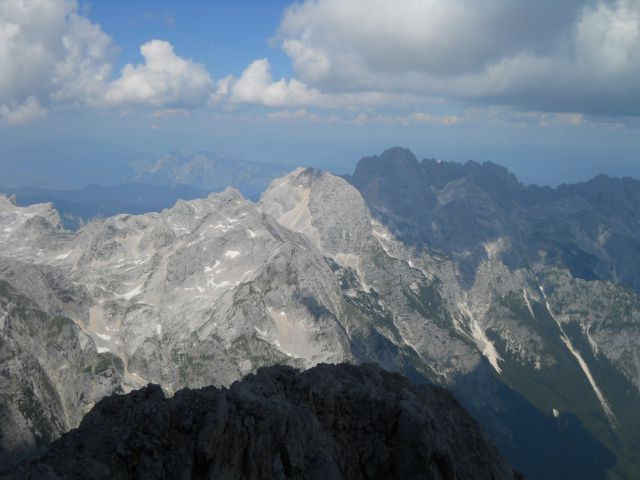 Razgled na Škrlatico in okoliške vrhove