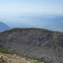 Pogled proti Prešernovi koči na Stolu