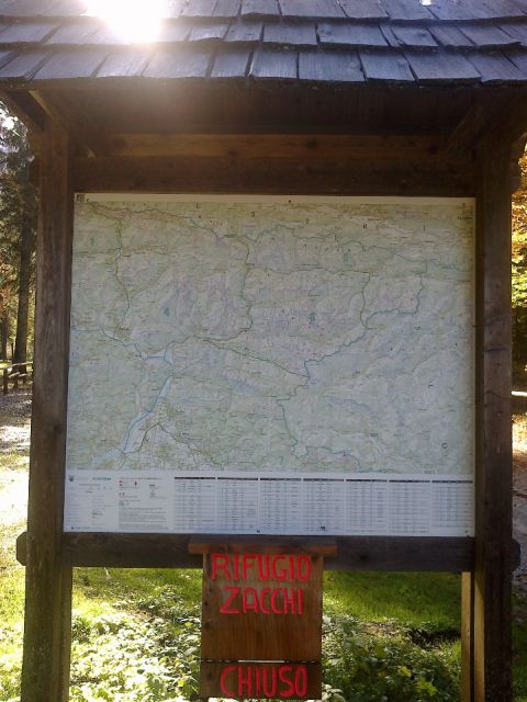 Tabla ob planinski poti