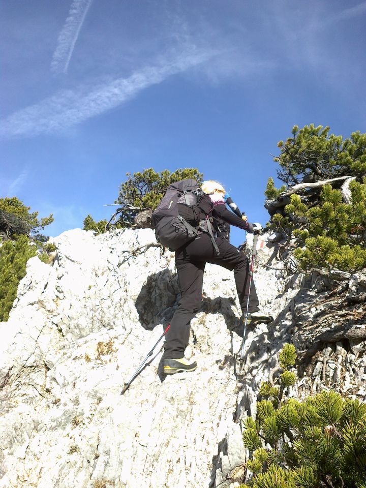 Pot proti Ostri peči