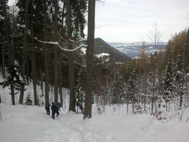 Železarska pot na Uršljo goro in razgled na dolino