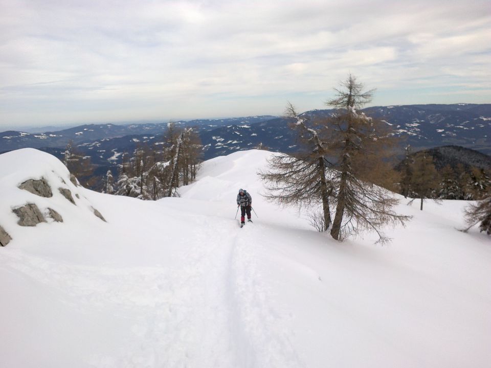 Še zadnji vzpon pred Domom na Uršlji gori