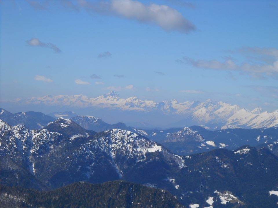 Razgled na Julijske alpe (približano)