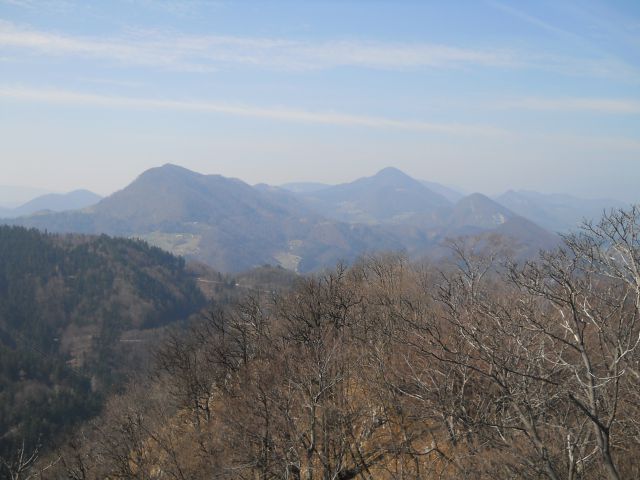 Razgled z vrha na Zasavsko hribovje