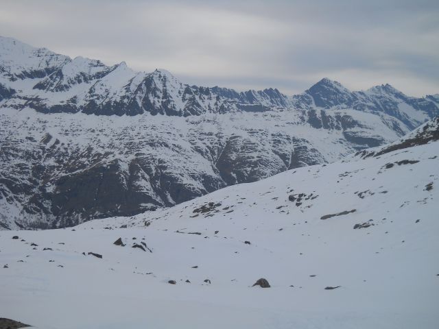 Razgledi iz poti na okoliške vrhove