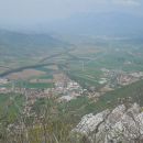 Razgled z vrha Gradiške Ture na Vipavsko dolino