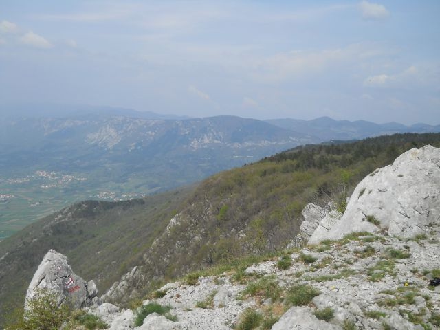 Razgled z vrha Gradiške Ture na Golake