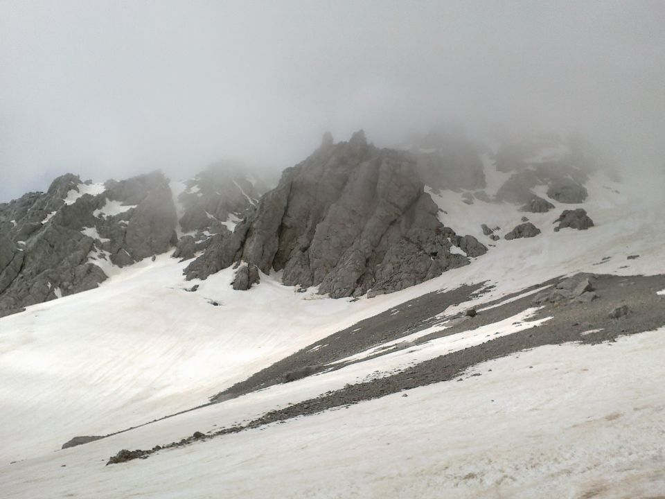 Pogled na pobočja pod Vrtačo