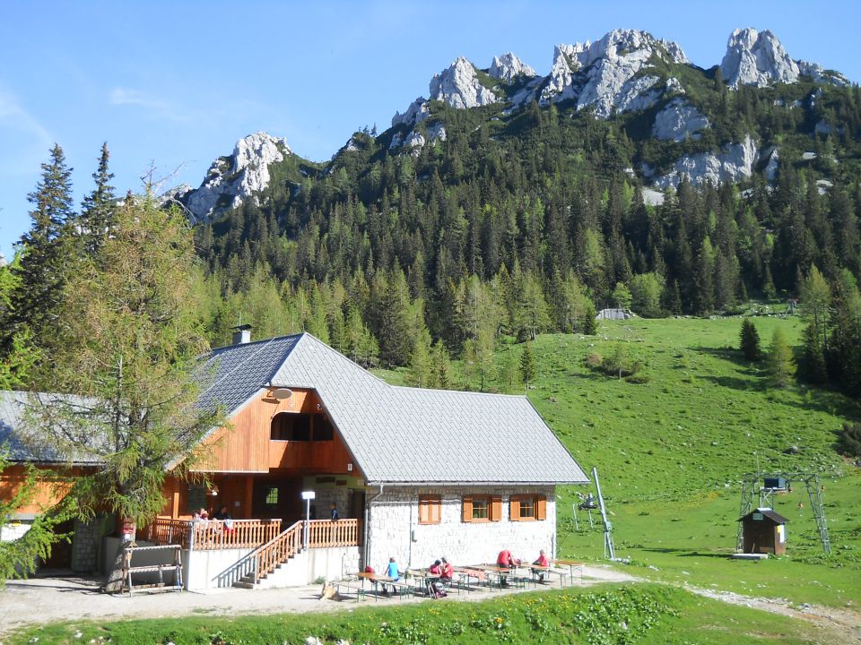 Dom na Zelenici (1536m)