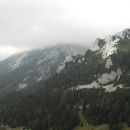 Pogled z vrha na Vrtačo v oblakih