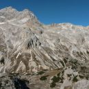 Razgled z vrha na Triglav, Rž in Rjavino (od leve proti desni)