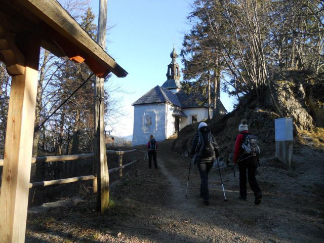 Cerkev Sveti Florjan nad Gornjim Gradom (743m)