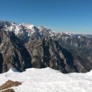 Razgled z vrha na Luknjo peč, Škrlatico, Martuljške gore in Vrtaško Sleme