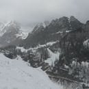 Razgled s poti proti Triangelu in grebenu Ljubeljščice v sneženju