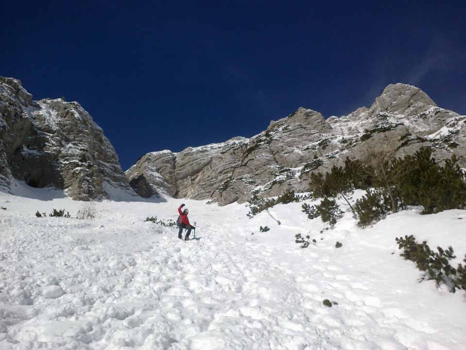 Spust čez veliko snežišče