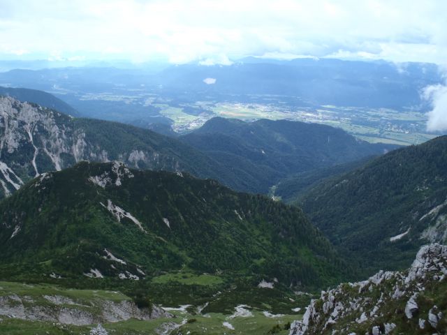 20150621 Srednji v.med Stol in Begunj.-Vrtača - foto