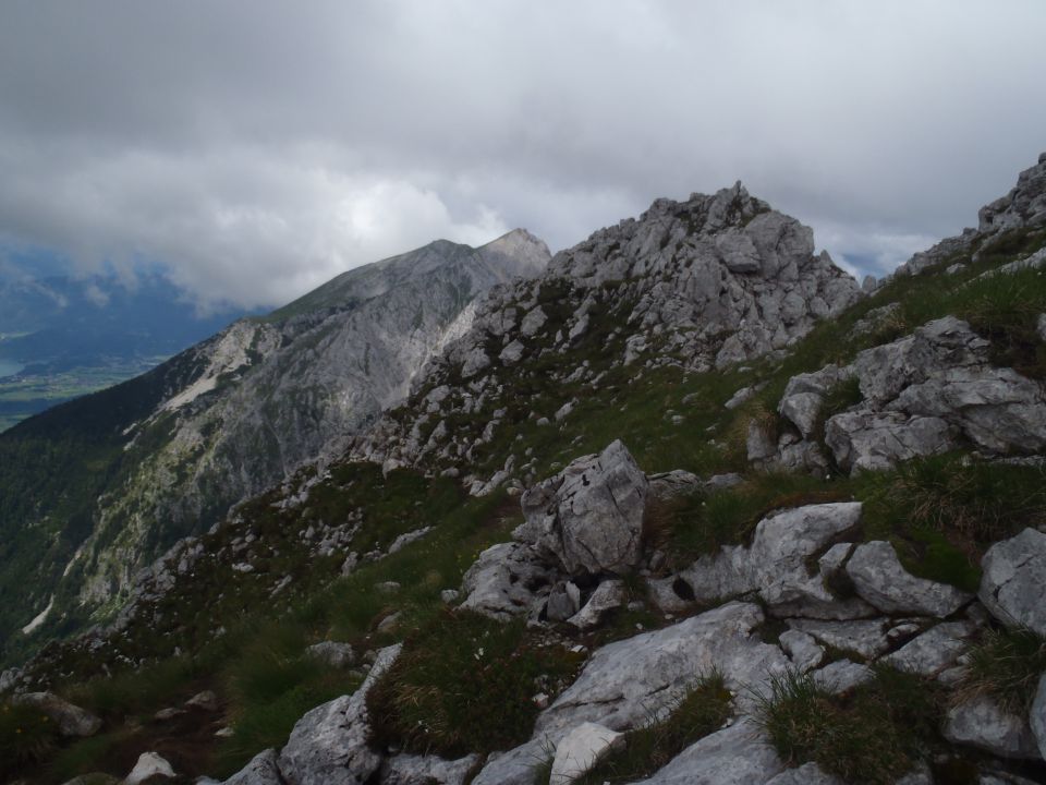 20150621 Srednji v.med Stol in Begunj.-Vrtača - foto povečava