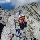 Zavarovana plezalna pot na Stol