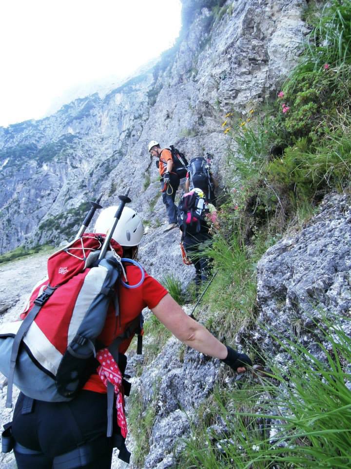 Zavarovana plezalna pot na Plešivec