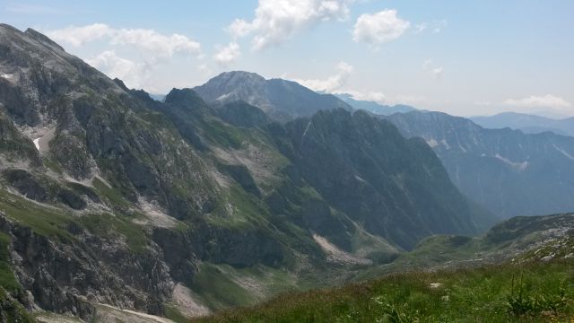 Razgled z vrha Bavški Grintovec