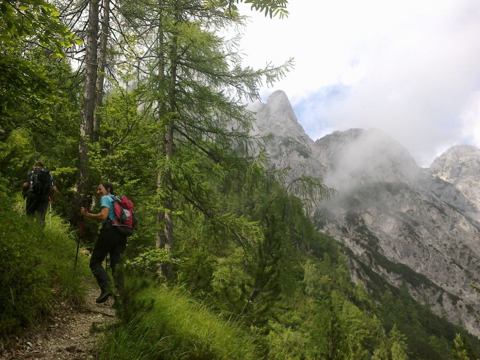 Pot na Poldnik/Picco di Mezzodi