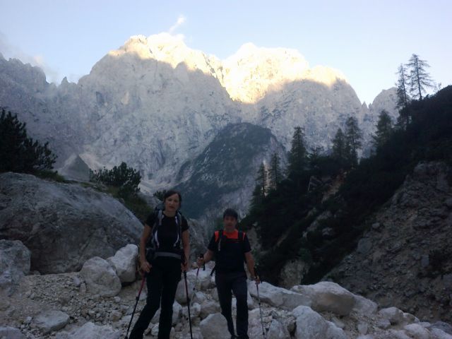 Pot na Lipnico in razgled na Prisojnik