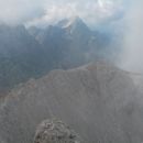 Razgled z vrha na Lipnico (v ospredju) in Razor (v ozadju)