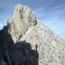 Grebenski del vzpona proti vrhu Široke peči (I.-II. stopnja težavnosti plezanja)