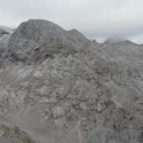 Razgled iz vrha na Vršake (levo) in Mišelj Konec (desno)