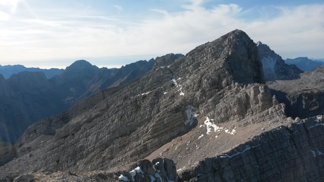 Razgled iz vrha na Bavški Grintavec, Veliko Mojstrovko in Jalovec
