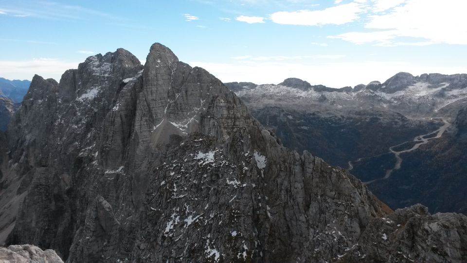 Razgled iz vrha na Špik nad Nosom in Kanin