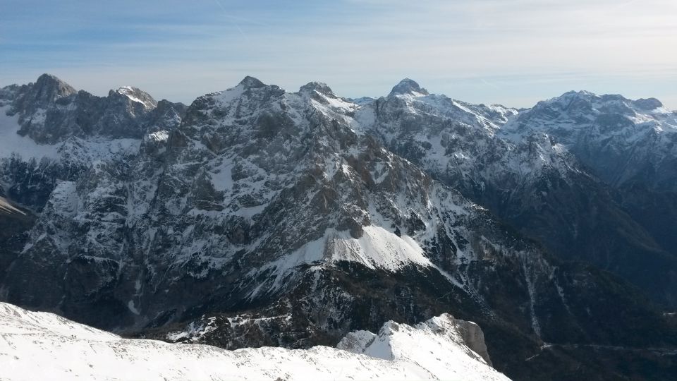 Razgled iz vrha na Martuljške gore, Škrlatico, Triglav in Kanjavec