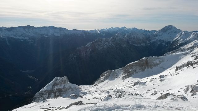 Razgled iz vrha na Špičje, Krn in Bavški Grintavec