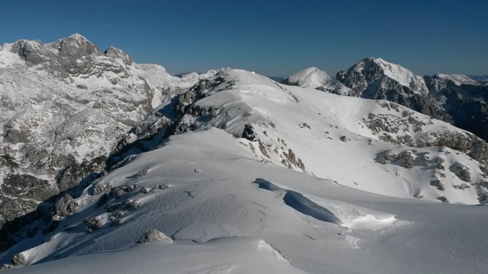 Razgled iz vrha na Štruco, Skuto, Rinke, Tursko goro, Brano, Planjavo in Lučkega Dedca