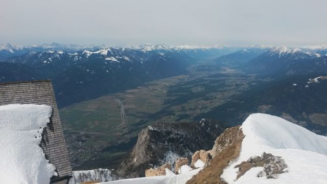Razgled z zahodnega vrha Dobrača na Karnijske Alpe