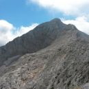 Mlinarsko sedlo (2332m) s pogledom na Grintovec