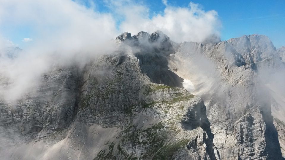 Razgled z vrha Kukove špice na Škrnatarico, Dovški križ, Oltar in Široko peč