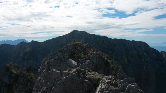 Razgled z vrha Košutice na Veliki vrh (Košuta)