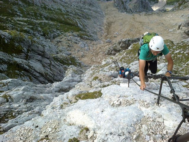 Vzpon na Montaž čez 60m visoko Pipanovo lestev