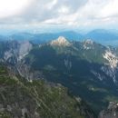 Razgled z vrha Špik Hude police na Poldašnjo špico / Jof di Miezegnot